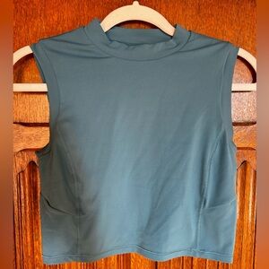 LIKE NEW Lululemon teal high neck crop top / size 6